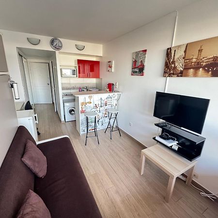 Paris La Defense Studio Пюто Экстерьер фото